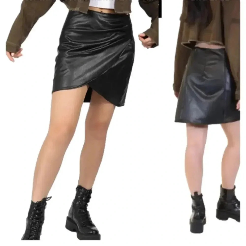 NWT Rewash skirt wet look small black mini skirt‎ asymmetrical whimsigoth